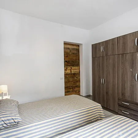 Bodega Oramas Casa de Campo *